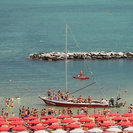 Hotell Nord Est Cattolica