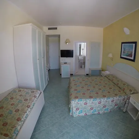 Nord Est Hotell 4*