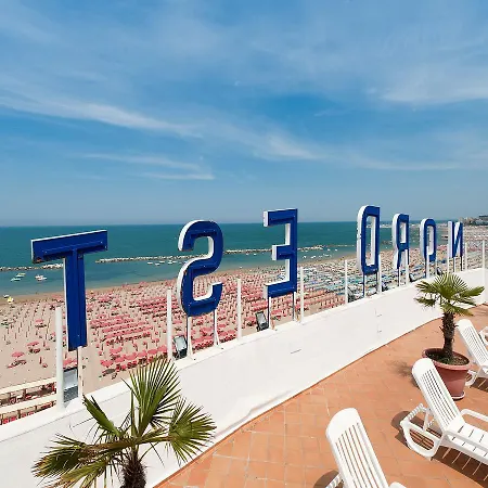Nord Est Hotell 4*