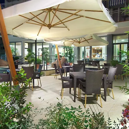 Nord Est Hotell 4*