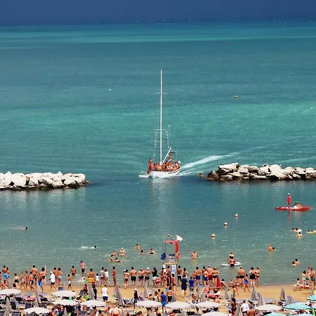 Hotell Nord Est Cattolica